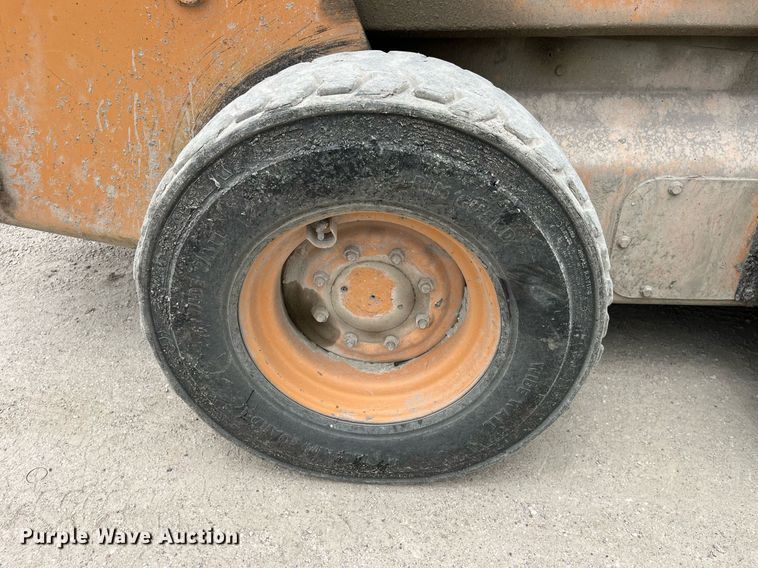 image for item LB9029 2005 Case 450  skid steer loader