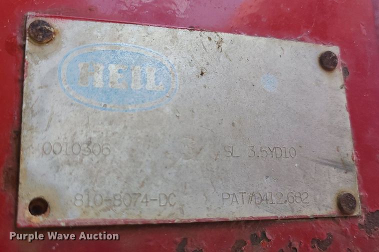 image for item LE9136 2001 GMC C6500  dump truck