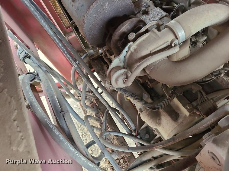 image for item LE9188 2000 Royer 266  topsoil shredder