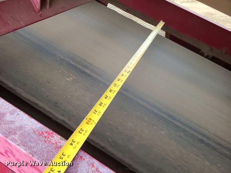 image for item LE9188 2000 Royer 266  topsoil shredder