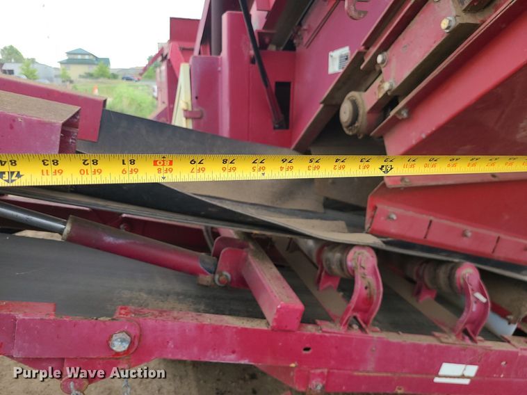 image for item LE9188 2000 Royer 266  topsoil shredder