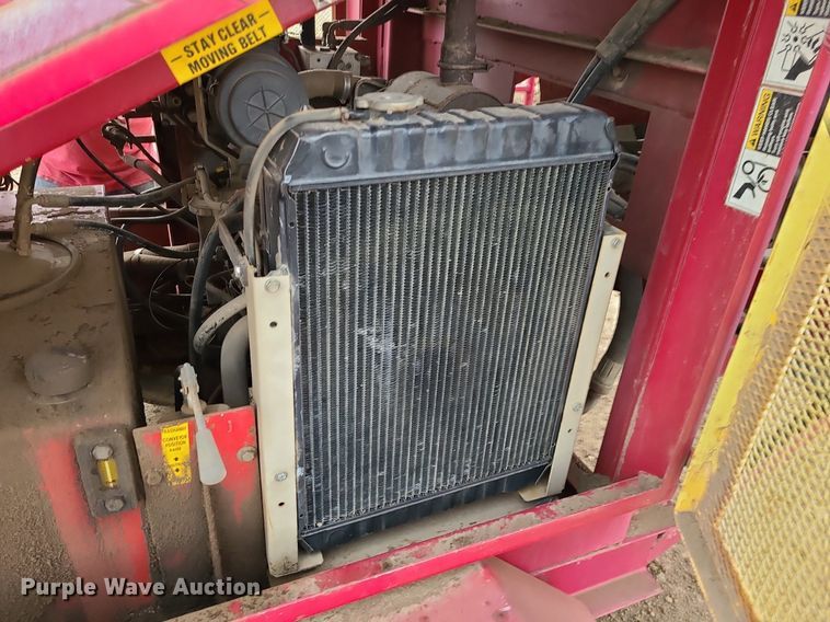 image for item LE9188 2000 Royer 266  topsoil shredder