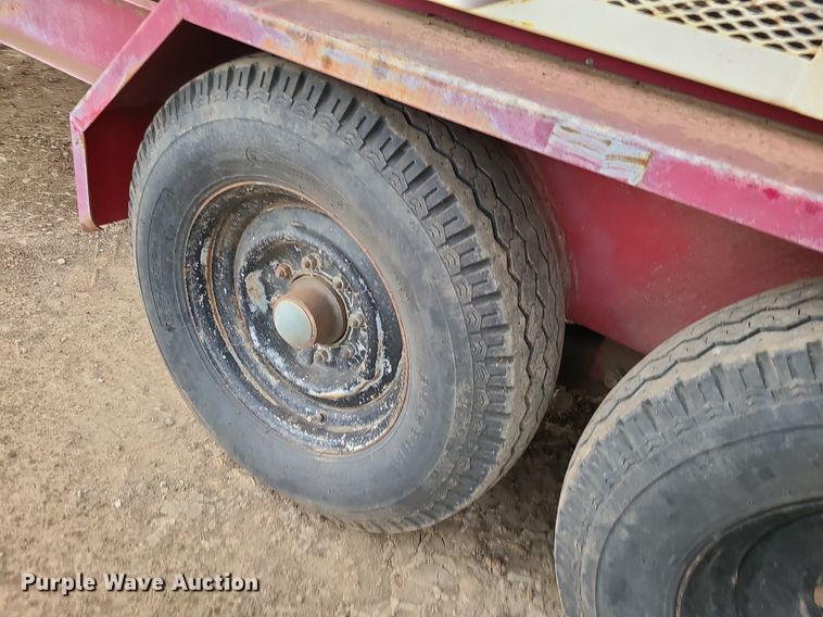 image for item LE9188 2000 Royer 266  topsoil shredder