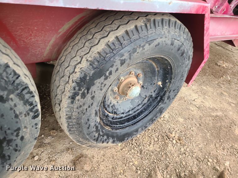 image for item LE9188 2000 Royer 266  topsoil shredder