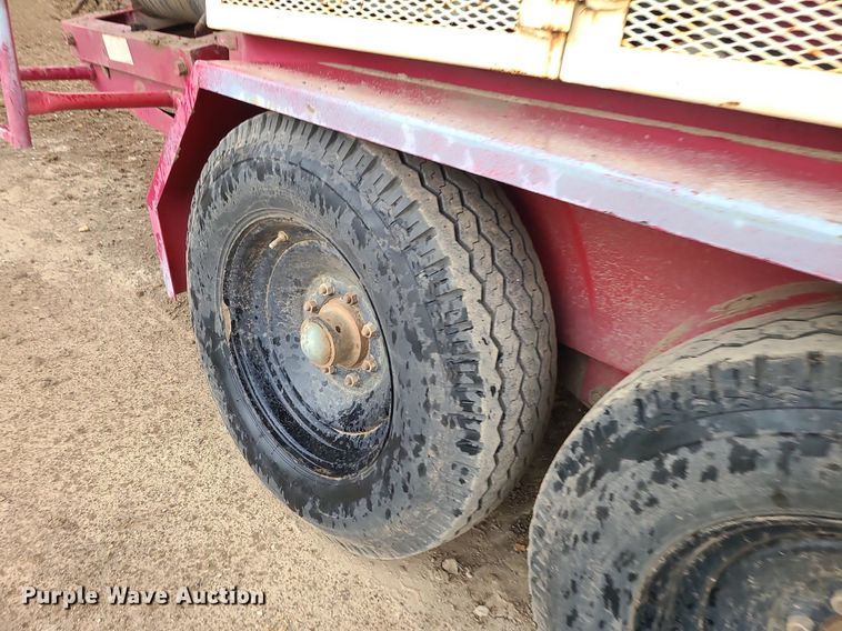 image for item LE9188 2000 Royer 266  topsoil shredder