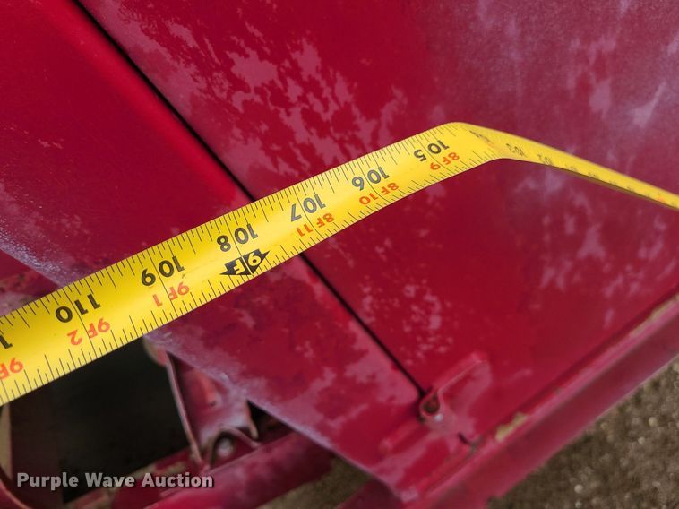 image for item LE9188 2000 Royer 266  topsoil shredder