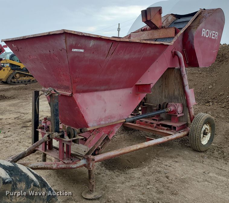 image for item LE9189 Royer  topsoil shredder