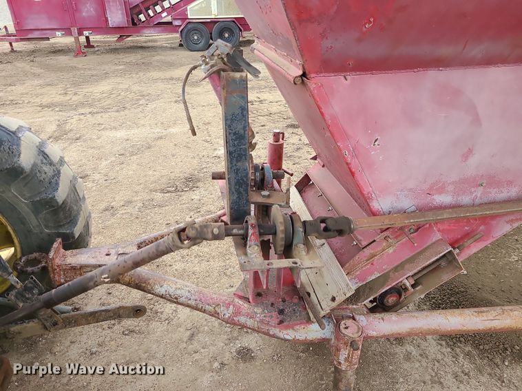 image for item LE9189 Royer  topsoil shredder