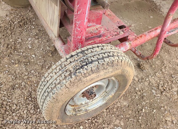 image for item LE9189 Royer  topsoil shredder