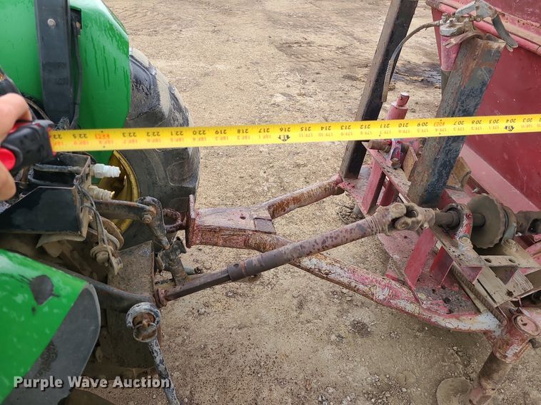 image for item LE9189 Royer  topsoil shredder