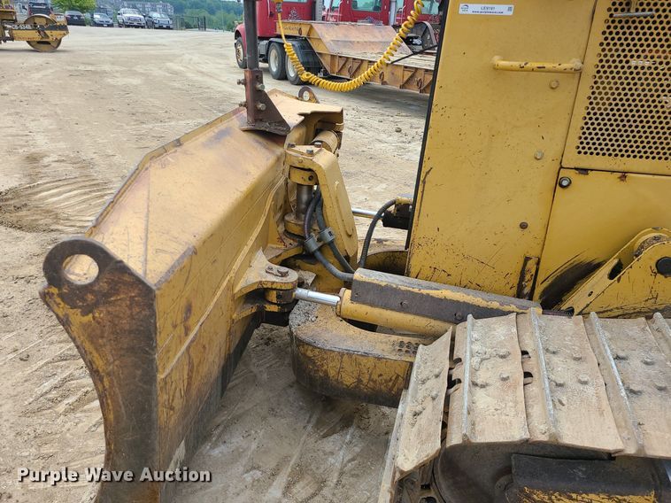 image for item LE9191 2000 Caterpillar D5M XL  dozer