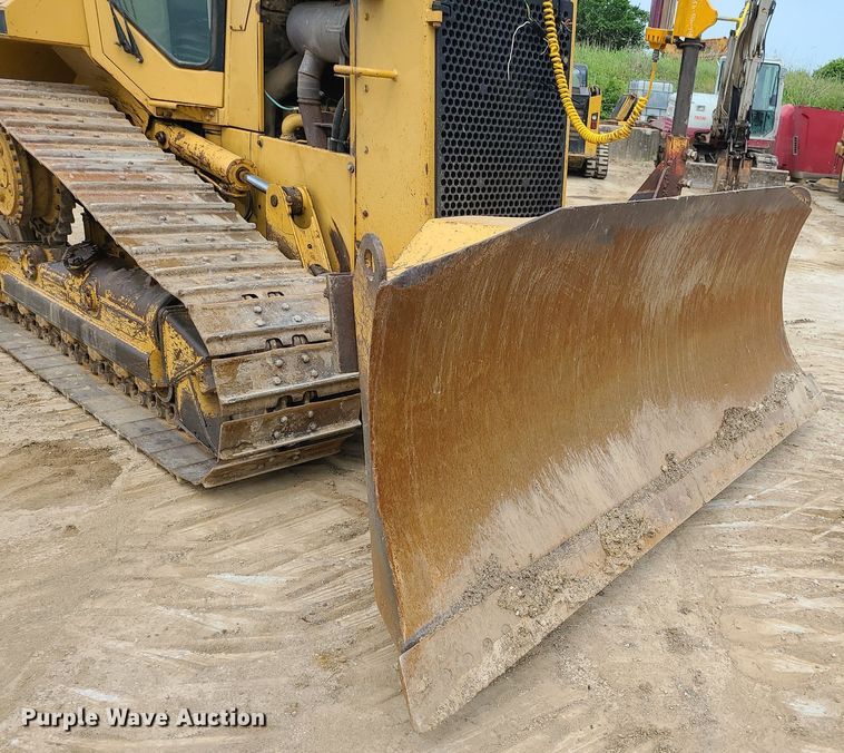 image for item LE9191 2000 Caterpillar D5M XL  dozer