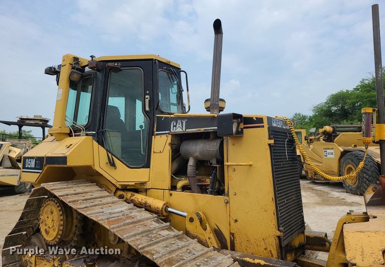 image for item LE9191 2000 Caterpillar D5M XL  dozer