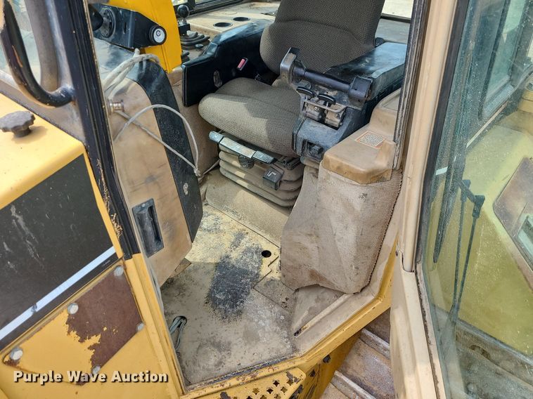 image for item LE9191 2000 Caterpillar D5M XL  dozer