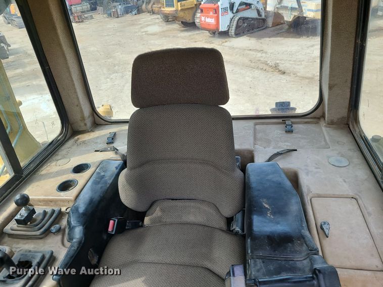 image for item LE9191 2000 Caterpillar D5M XL  dozer