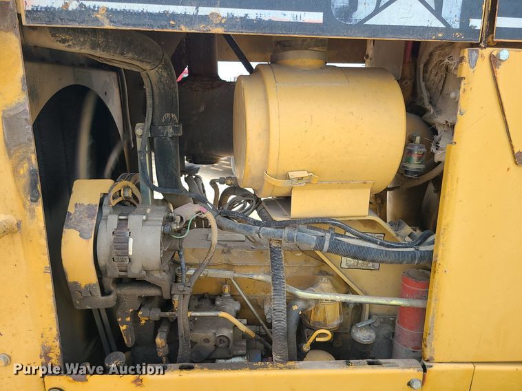 image for item LE9191 2000 Caterpillar D5M XL  dozer