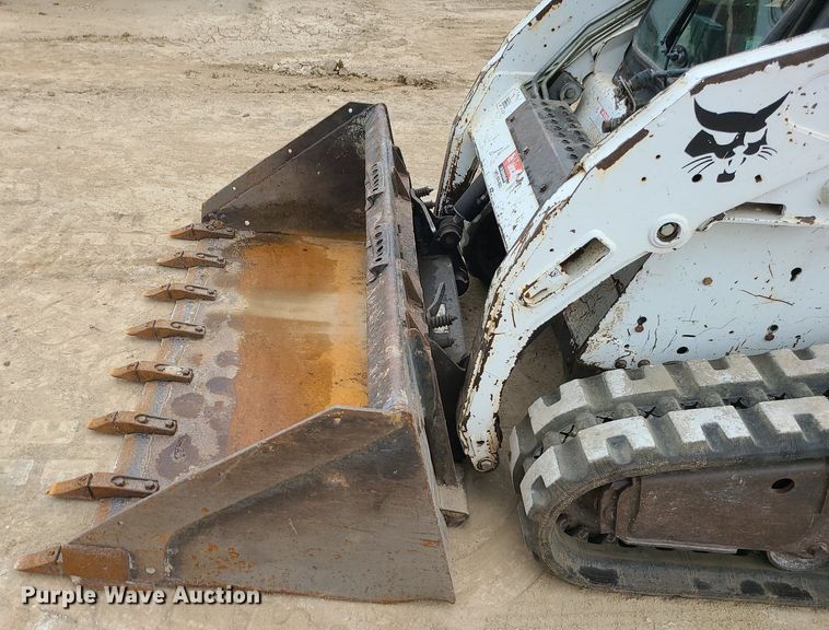 image for item LE9192 2010 Bobcat T190  tracked skid steer loader