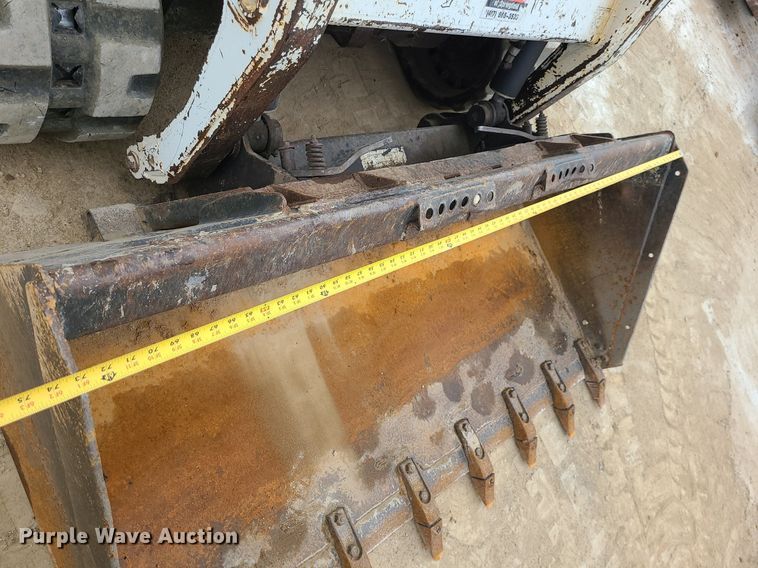 image for item LE9192 2010 Bobcat T190  tracked skid steer loader