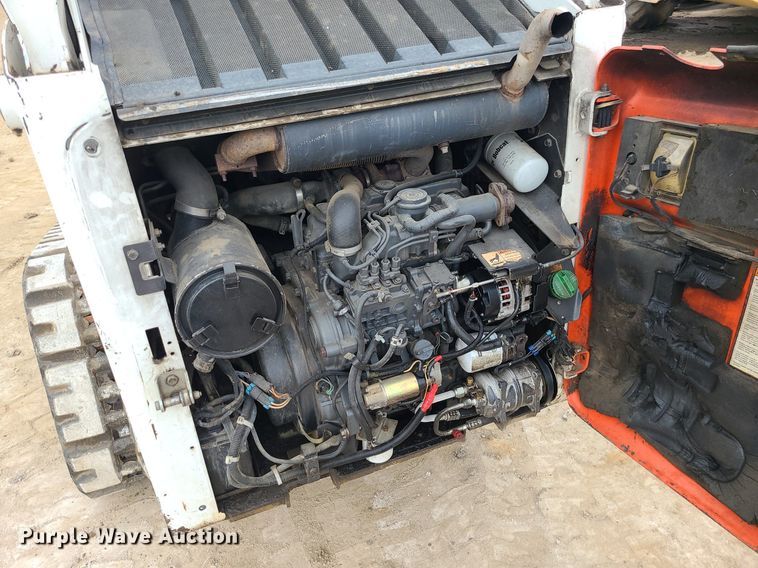 image for item LE9192 2010 Bobcat T190  tracked skid steer loader