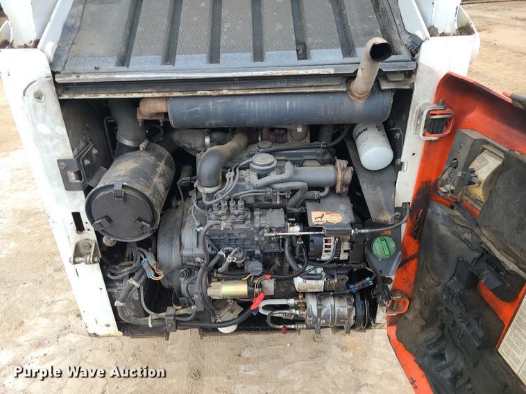 image for item LE9192 2010 Bobcat T190  tracked skid steer loader