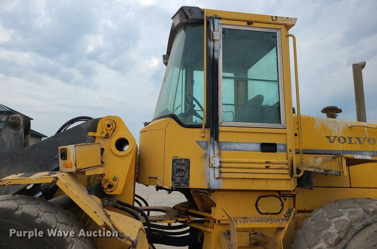 image for item LE9193 1994 Volvo BM L70  wheel loader