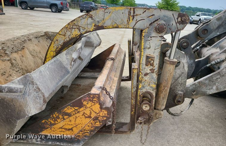 image for item LE9193 1994 Volvo BM L70  wheel loader