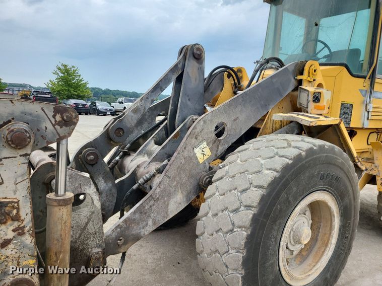 image for item LE9193 1994 Volvo BM L70  wheel loader