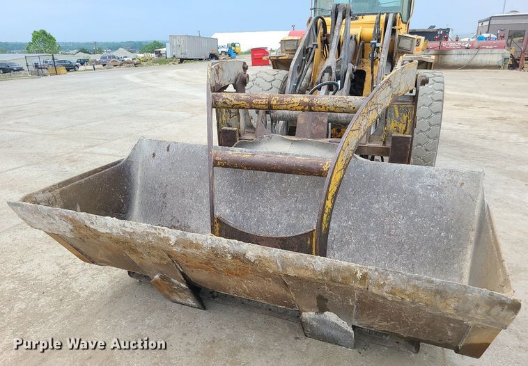 image for item LE9193 1994 Volvo BM L70  wheel loader