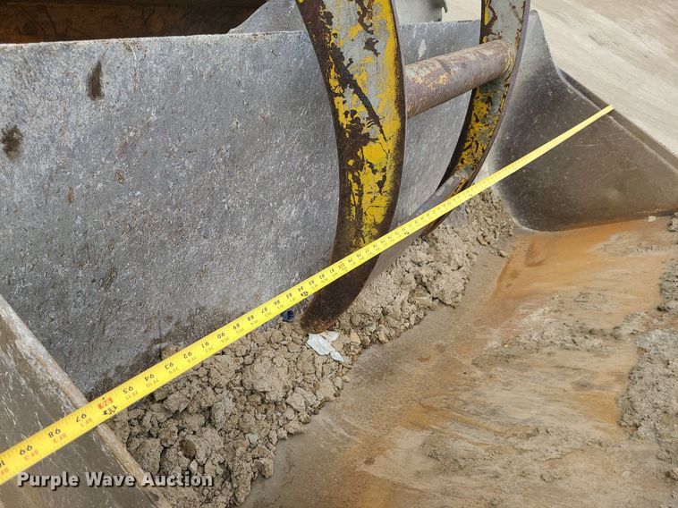 image for item LE9193 1994 Volvo BM L70  wheel loader