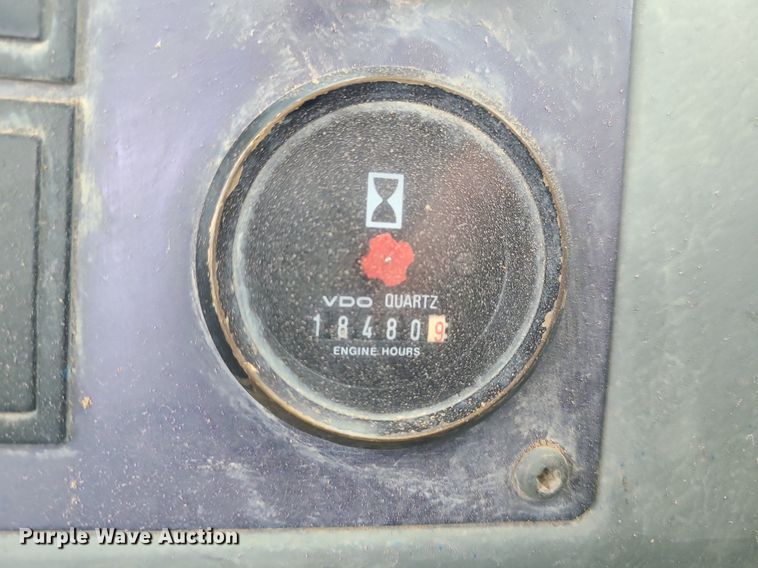 image for item LE9193 1994 Volvo BM L70  wheel loader