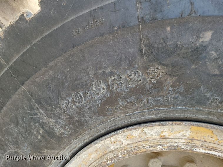 image for item LE9193 1994 Volvo BM L70  wheel loader