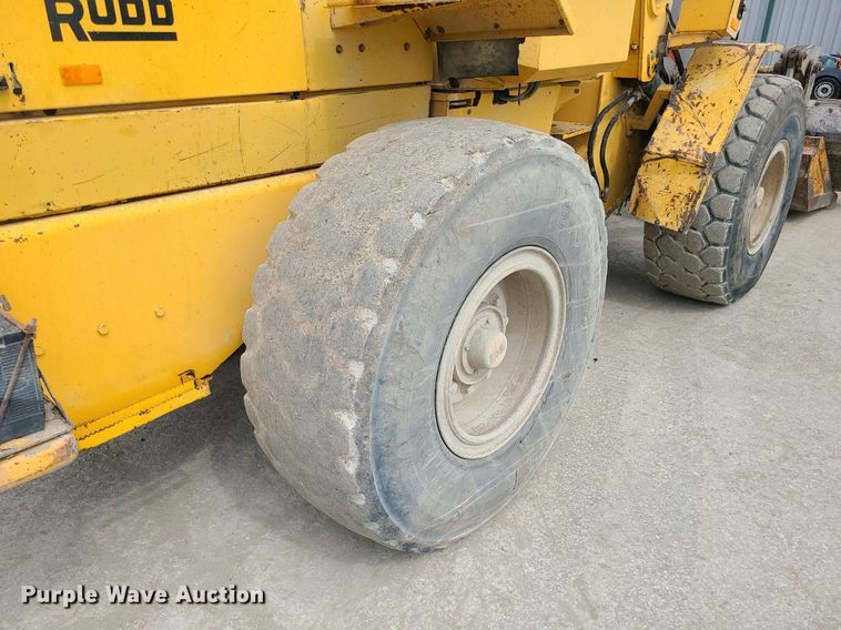 image for item LE9193 1994 Volvo BM L70  wheel loader