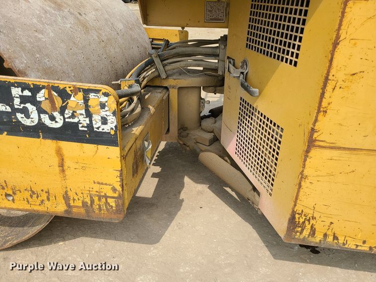 image for item LE9194 1996 Caterpillar CB-534B  double drum vibratory roller