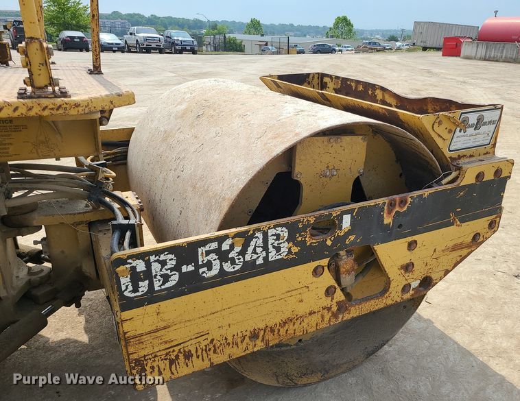 image for item LE9194 1996 Caterpillar CB-534B  double drum vibratory roller