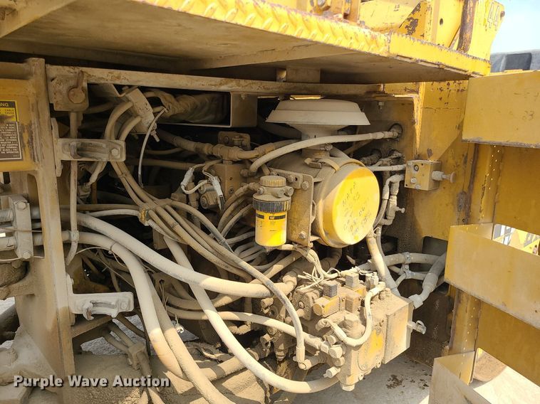 image for item LE9194 1996 Caterpillar CB-534B  double drum vibratory roller