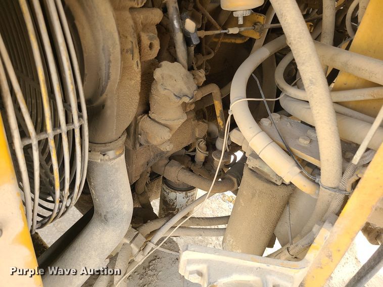 image for item LE9194 1996 Caterpillar CB-534B  double drum vibratory roller