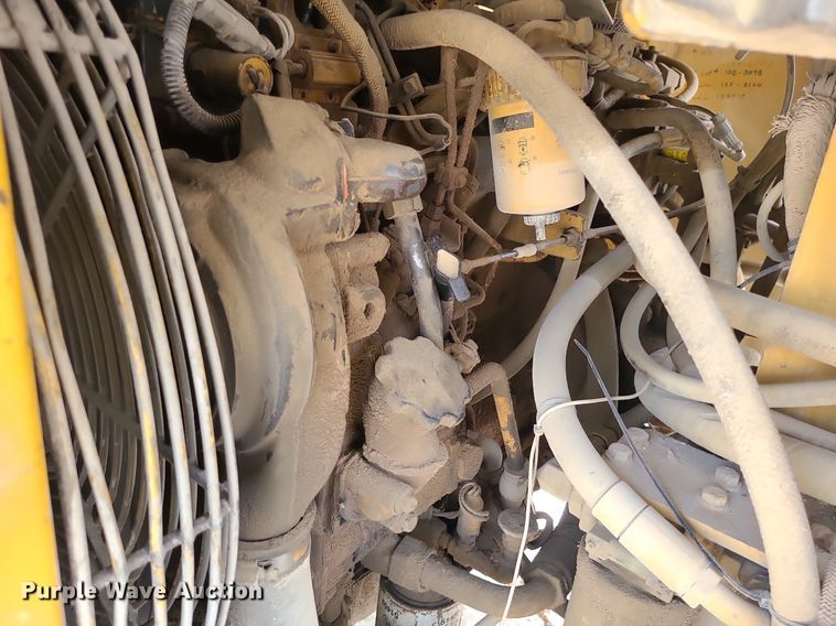 image for item LE9194 1996 Caterpillar CB-534B  double drum vibratory roller