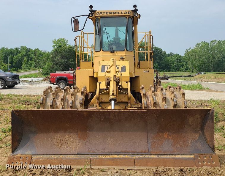 image for item LE9195 1989 Caterpillar 816B  soil compactor