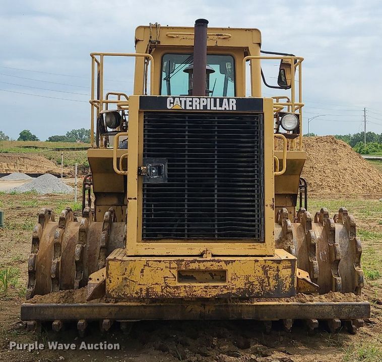 image for item LE9195 1989 Caterpillar 816B  soil compactor