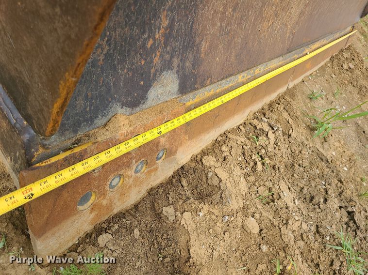 image for item LE9195 1989 Caterpillar 816B  soil compactor