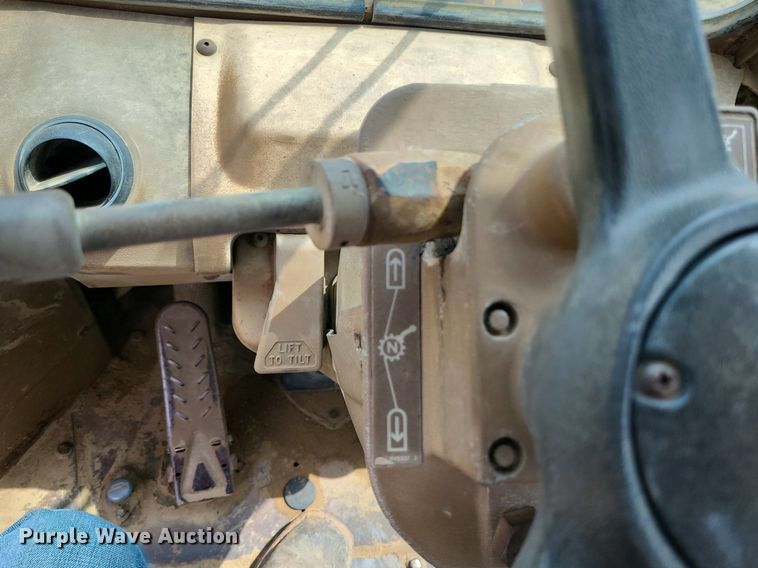 image for item LE9195 1989 Caterpillar 816B  soil compactor