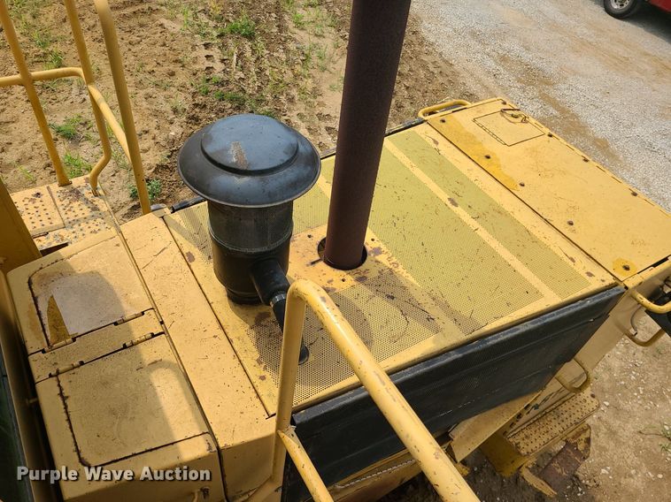 image for item LE9195 1989 Caterpillar 816B  soil compactor