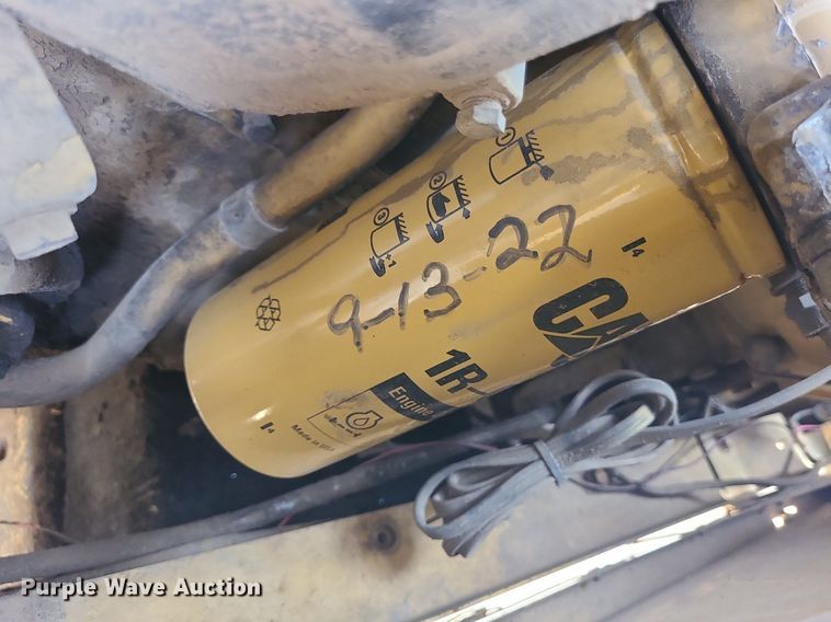 image for item LE9195 1989 Caterpillar 816B  soil compactor