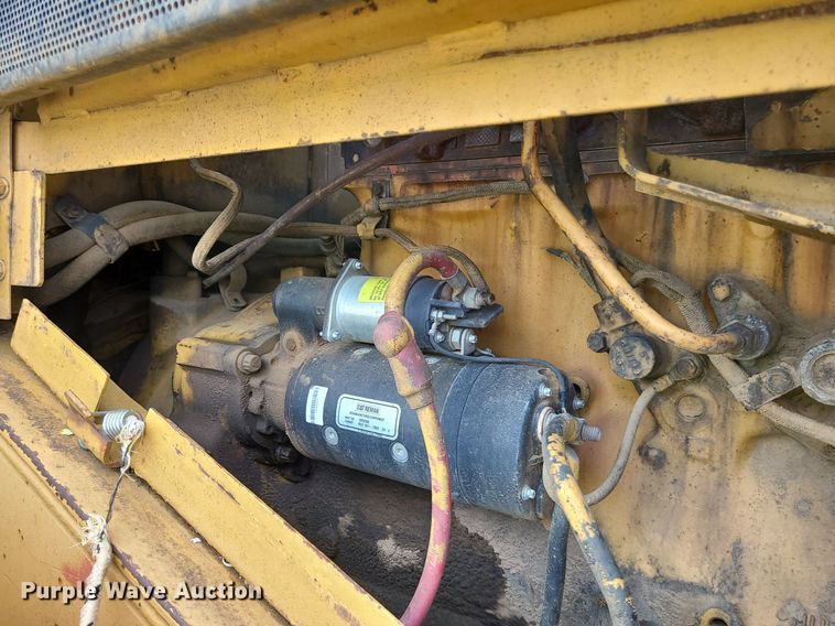 image for item LE9195 1989 Caterpillar 816B  soil compactor