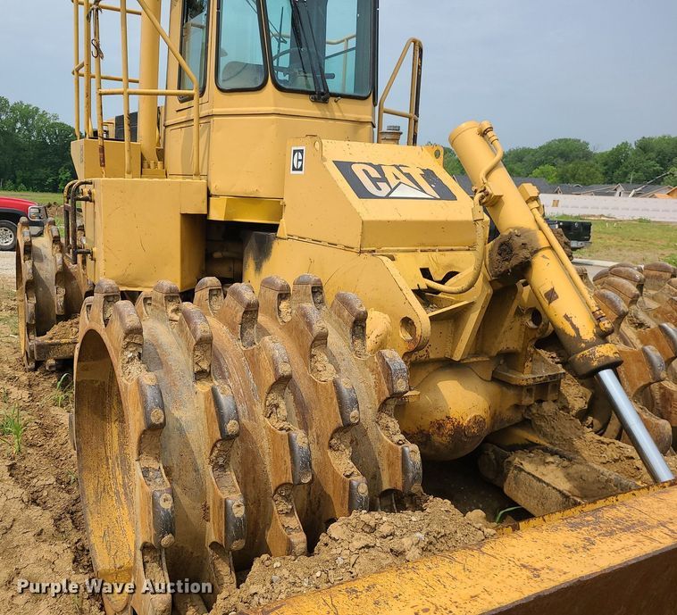 image for item LE9195 1989 Caterpillar 816B  soil compactor