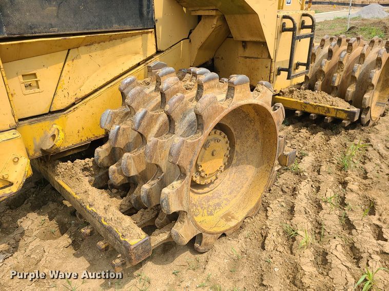 image for item LE9195 1989 Caterpillar 816B  soil compactor