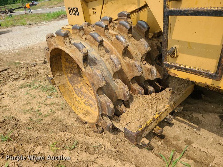 image for item LE9195 1989 Caterpillar 816B  soil compactor