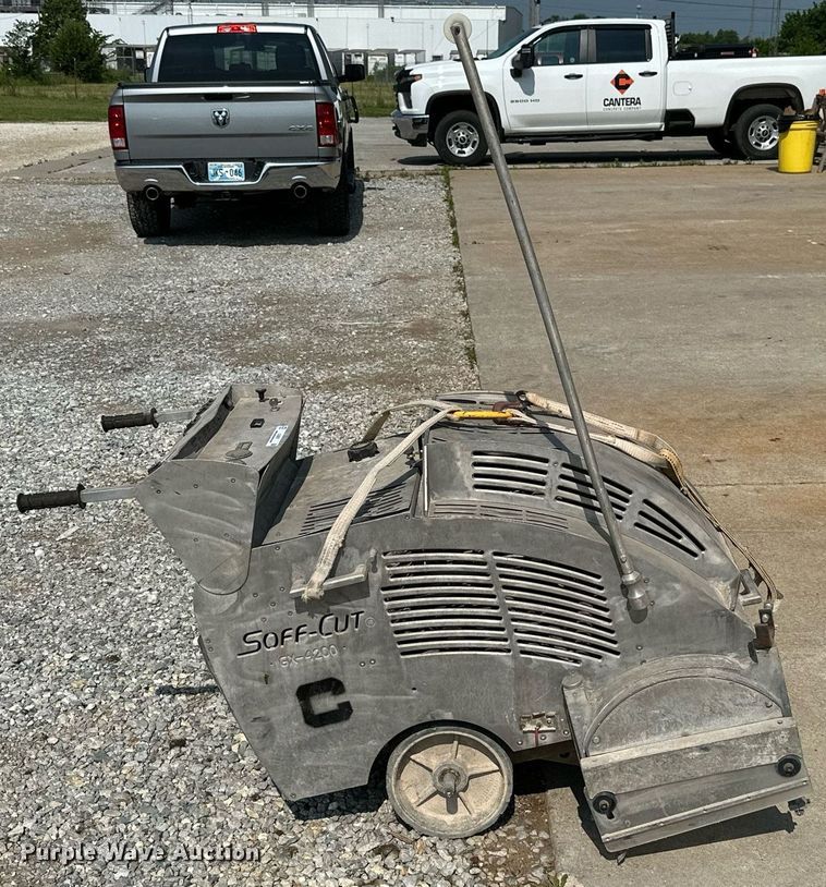 image for item LG9267 Soff-Cut GX-4200  concrete saw