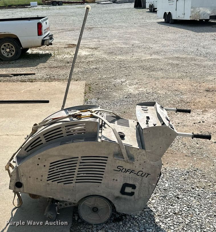 image for item LG9267 Soff-Cut GX-4200  concrete saw