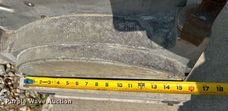 image for item LG9267 Soff-Cut GX-4200  concrete saw